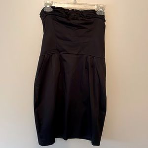 Express Black Strapless Ruffle Mini Dress with Front Pockets (Size 8)